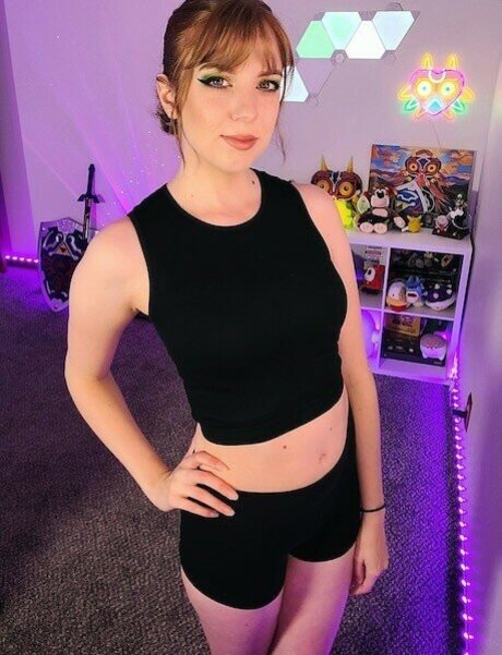 Обнаженная фотография утечки OnlyFans от Marymajora