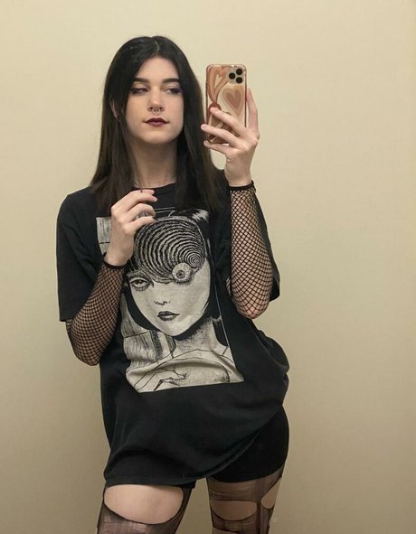 OnlyFans-model Trashpotatopie