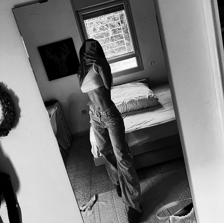 Foto di nudo di fuga di OnlyFans di Aluma Dahuki