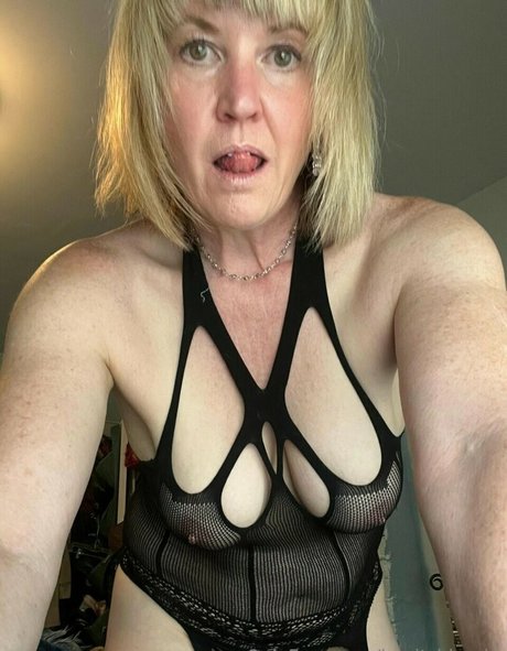 Foto di nudo di fuga di OnlyFans di Heyitsblessie