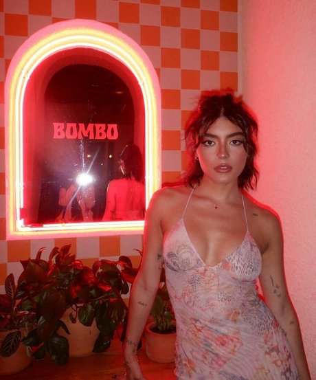 Foto di nudo di fuga di OnlyFans di Sabrina Quesada