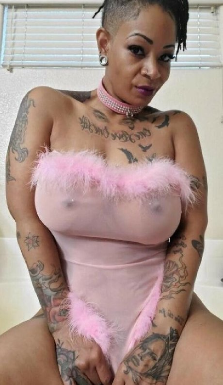 OnlyFans-model Edaqueenbee