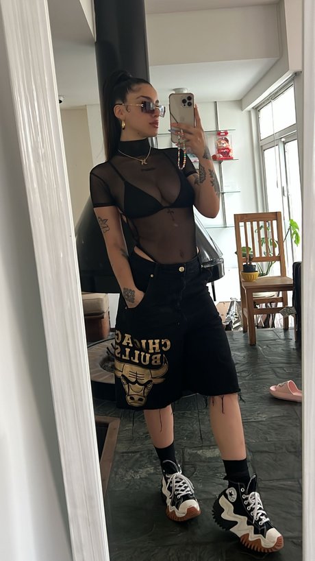 Naken läckt OnlyFans-bild av La Chilena