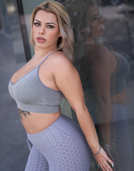 Nahá fotka uniklých OnlyFans od Katrynna