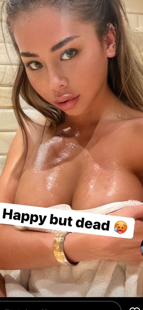 Naken lekkede OnlyFans-bilde av Jasmine