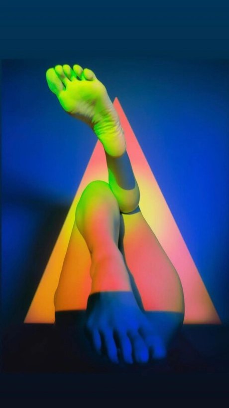 Naken lekkede OnlyFans-bilde av Sayna Soleimanpour