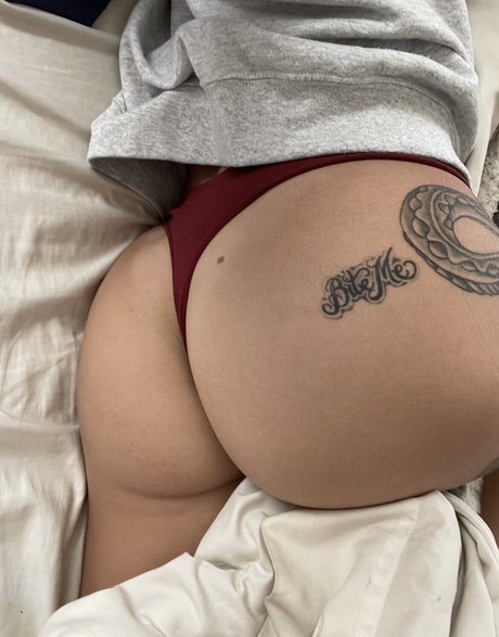 Itz Wavybaby naked leaks OnlyFans pic