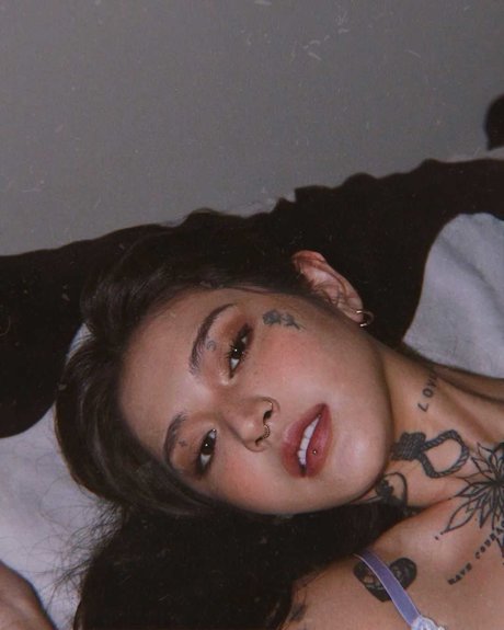 Nahá fotka uniklých OnlyFans od Andy Blossom