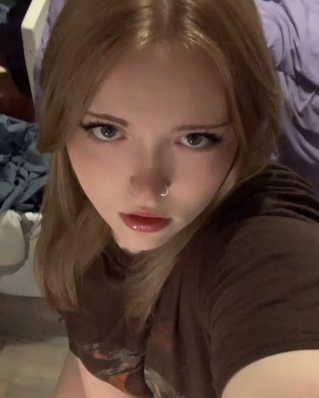 Nahá fotka uniklých OnlyFans od Yours Truly