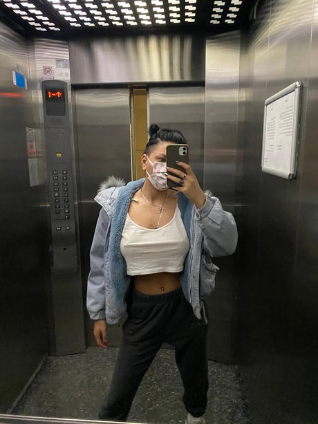 Photo nue de fuite OnlyFans de Egexbasoglu