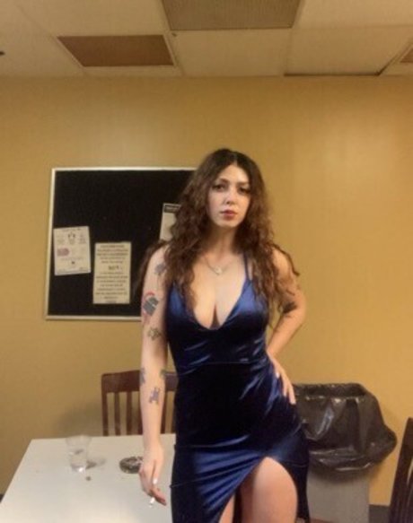 Обнаженная фотография утечки OnlyFans от The Divine Devin