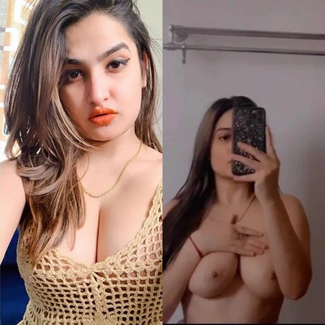 Naken lekkede OnlyFans-bilde av Sassy Poonam