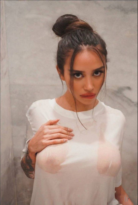 Nahá fotka uniklých OnlyFans od Alejandra Trevino
