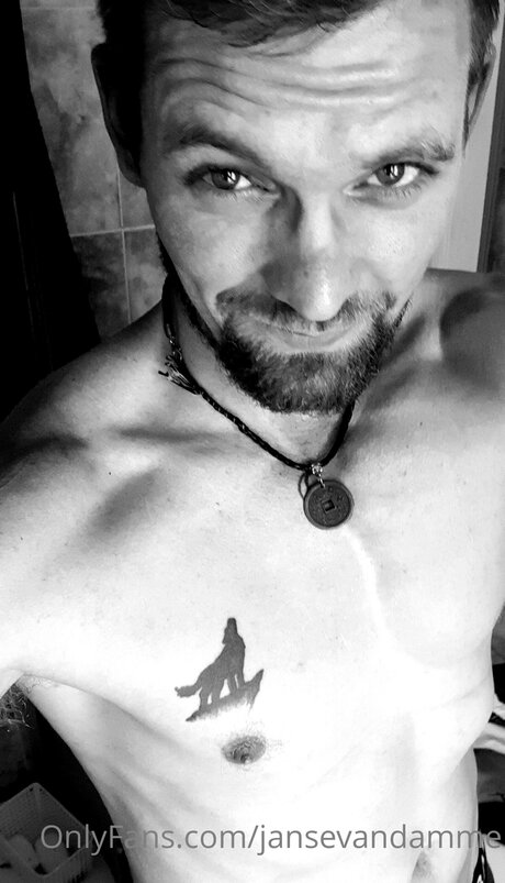 Nacktes geleaktes OnlyFans-Foto von Jansevandamme