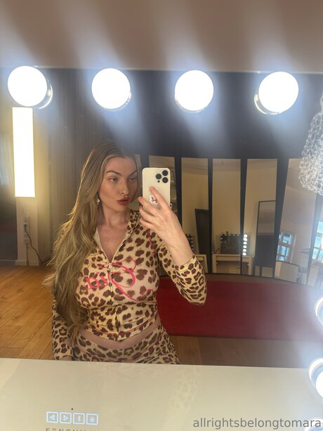 Nacktes geleaktes OnlyFans-Foto von Maralinxo