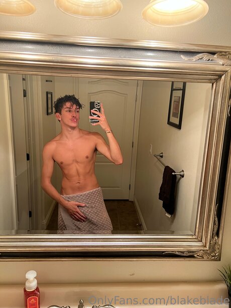 Naken lekkede OnlyFans-bilde av Blakeblade