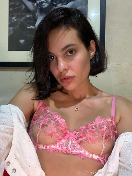 Обнаженная фотография утечки OnlyFans от Valerycrystalvip