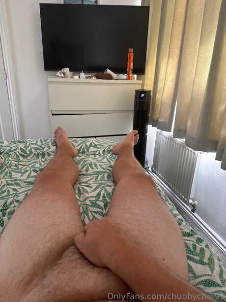 Alasti lekkinud OnlyFans-i pilt Chubbychef97
