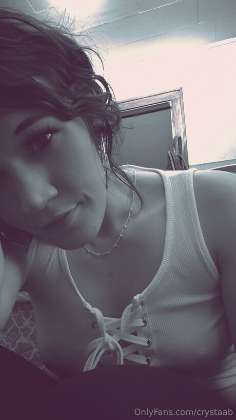 Обнаженная фотография утечки OnlyFans от Crystaab