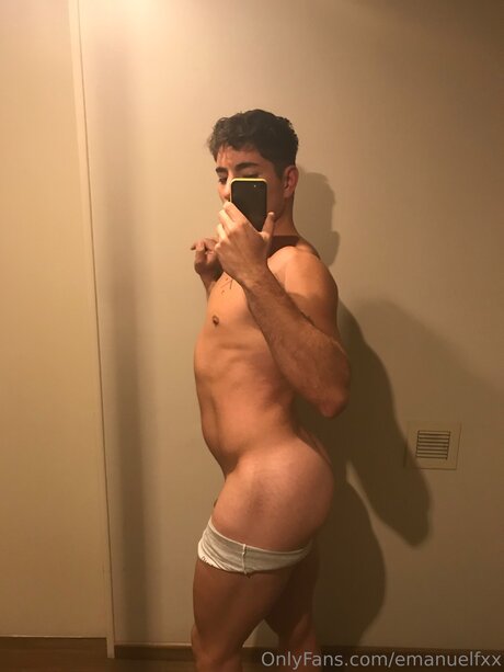 Nahá fotka uniklých OnlyFans od Emanuelfxx