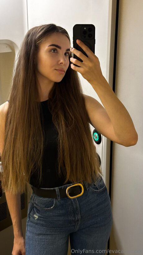 Foto desnuda filtrada de OnlyFans de Evacarterxxx