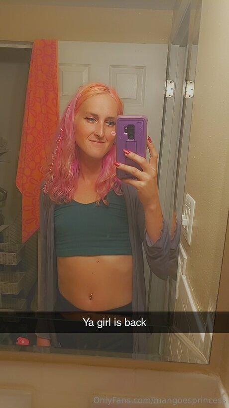 Обнаженная фотография утечки OnlyFans от Mangoesprincess
