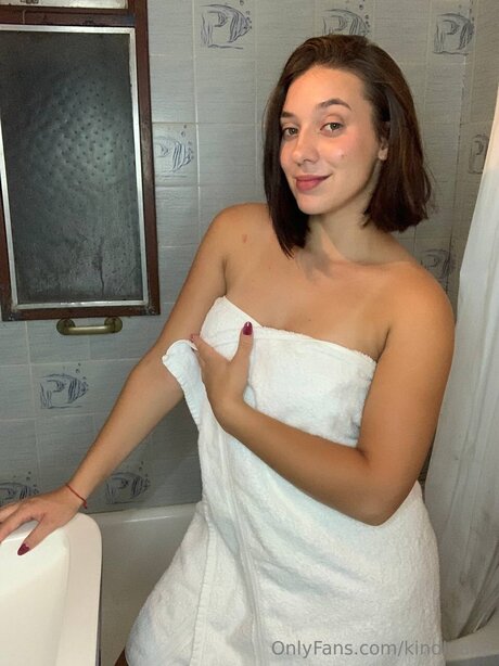Nahá fotka uniklých OnlyFans od Kindluana