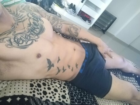 Foto desnuda filtrada de OnlyFans de Gerevlib