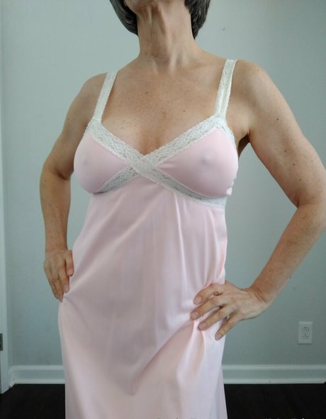 Nahá fotka uniklých OnlyFans od Morina