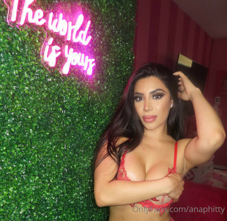 Alasti lekkinud OnlyFans-i pilt Ana Lozano