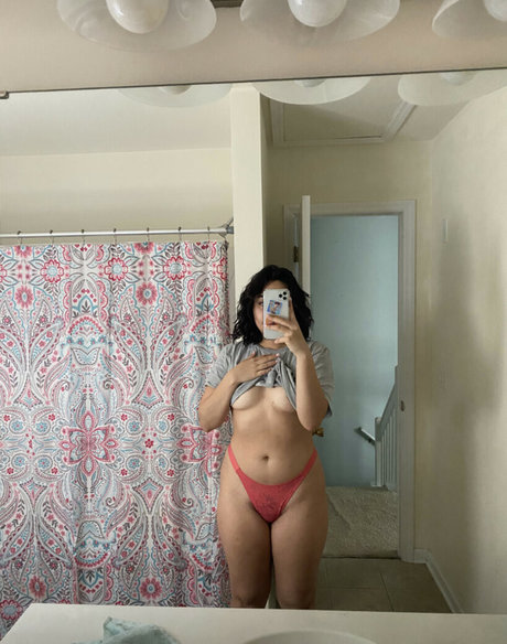 Photo nue de fuite OnlyFans de Rossaaayyyy