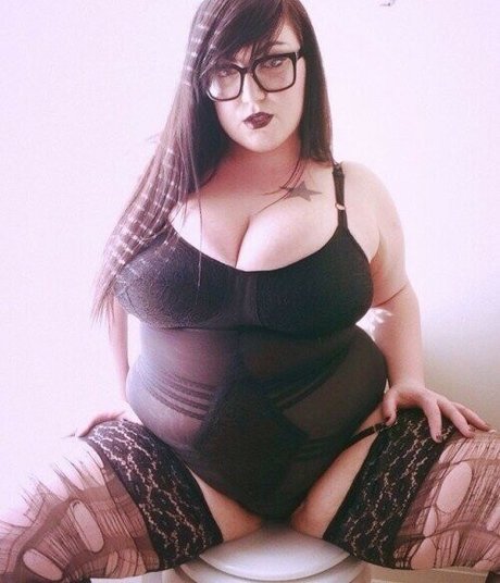 Shellygreybbw naked leaks OnlyFans pic