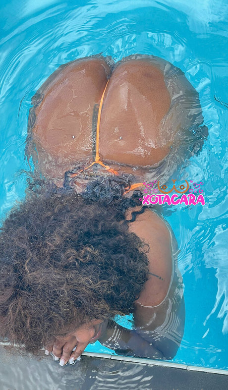 Naakte gelekte OnlyFans-foto van Xotacaraa