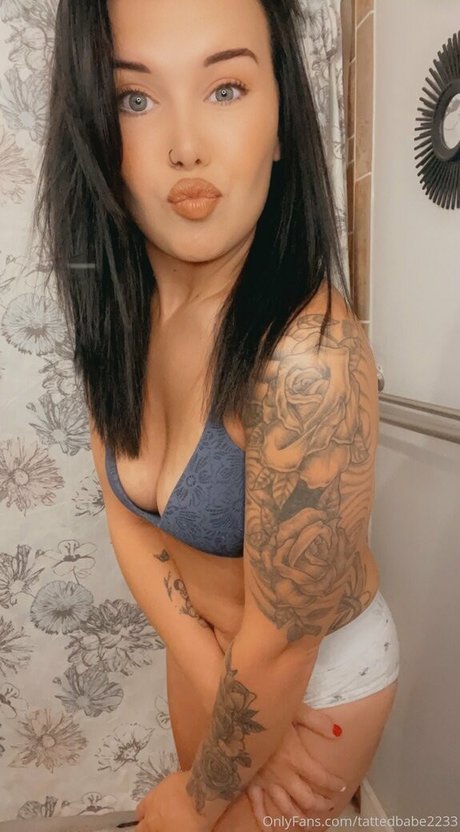 Naken lekkede OnlyFans-bilde av Sadiedavis1187