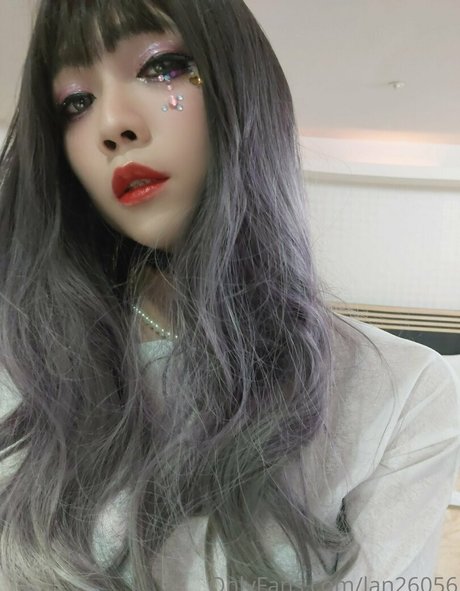 Alasti lekkinud OnlyFans-i pilt Lan26056