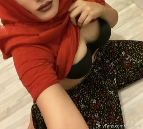 Foto desnuda filtrada de OnlyFans de Arabiano