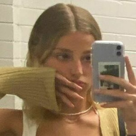 Foto di nudo di fuga di OnlyFans di Indizzle