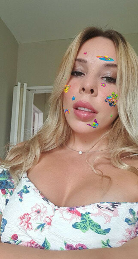 Naakte gelekte OnlyFans-foto van Smeagollypuff