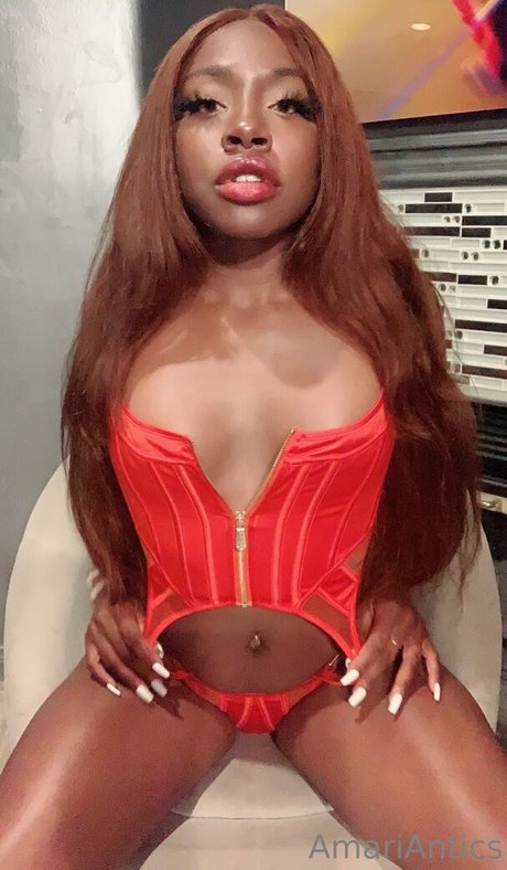 Naken lekkede OnlyFans-bilde av Amariantics