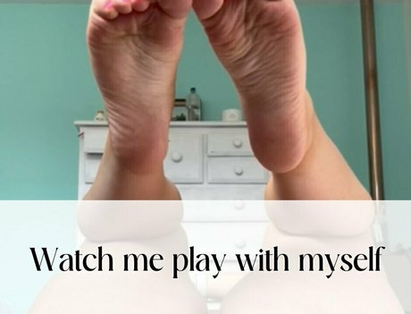 Naken lekkede OnlyFans-bilde av Daisyfxoxo