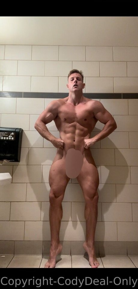 Naakte gelekte OnlyFans-foto van Codydealfree