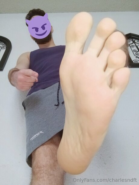 Naakte gelekte OnlyFans-foto van Charlesndft