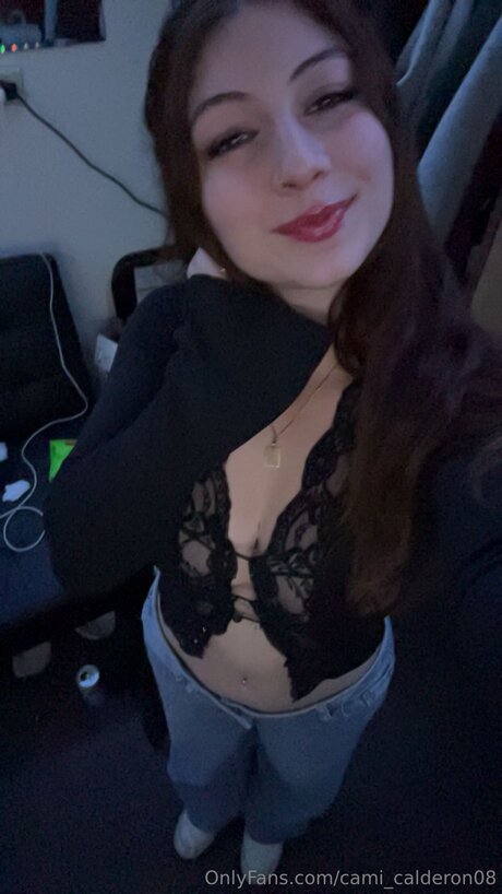 Naken läckt OnlyFans-bild av Cami Calderon08