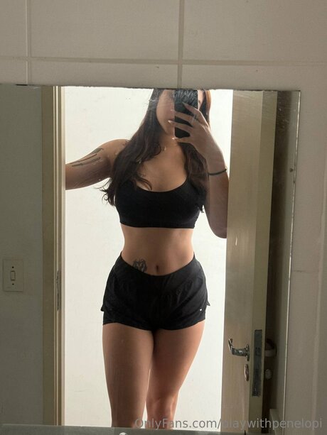 Playwithpenelopi naked leaks OnlyFans pic