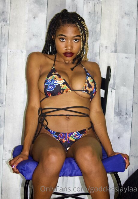 Foto desnuda filtrada de OnlyFans de Goddessmuminah