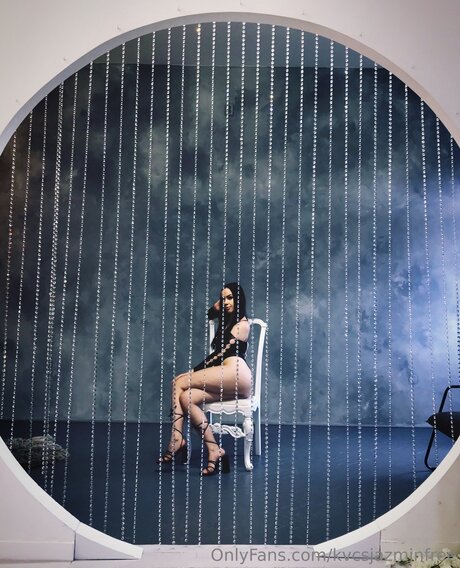 Nahá fotka uniklých OnlyFans od Kvcsjazminfree