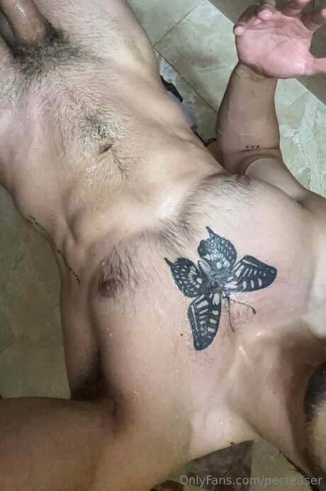 Pecteaser naked leaks OnlyFans pic