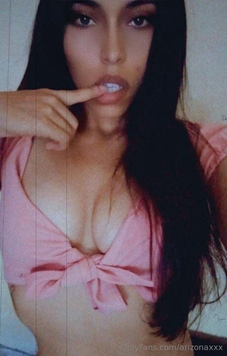 Alasti lekkinud OnlyFans-i pilt Arizonaxxx