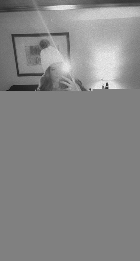 Naken lekkede OnlyFans-bilde av Moneyman Q