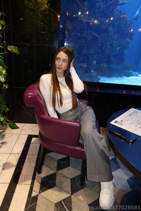 Foto di nudo di fuga di OnlyFans di Karina Paw